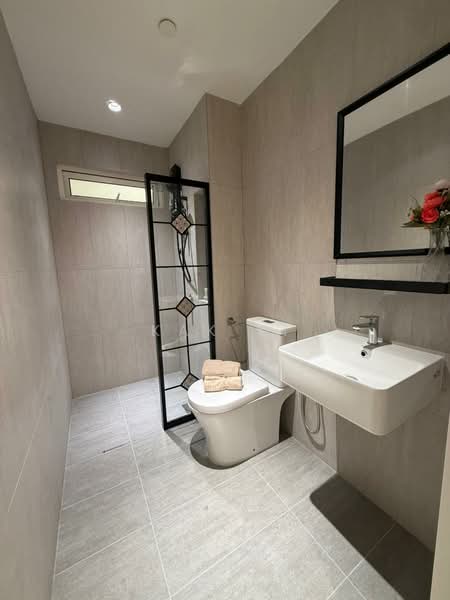 Tuan Straits Residency untuk Untuk Dijual - RM 480,000, Apr 2026 - Bathroom - PropertyGuru.com.my