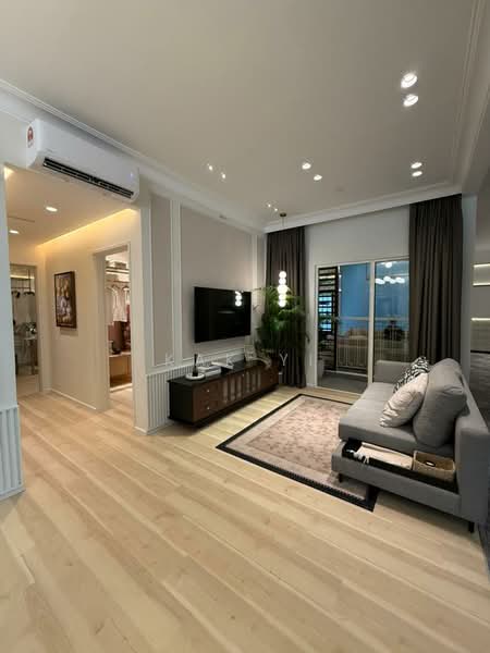 Tuan Straits Residency untuk Untuk Dijual - RM 480,000, Apr 2026 - Living Room - PropertyGuru.com.my
