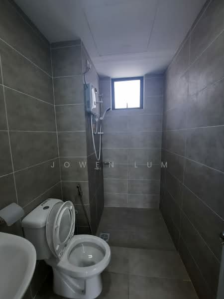 Condominium for Rent at Mizumi Residences - Jowen Lum - Bathroom - PropertyGuru.com.my