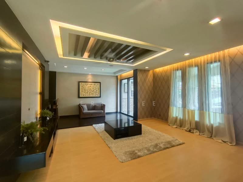 Rumah Berkembar untuk Dijual di Taman Austin Perdana (Tebrau) - Eric Lee - Living Room - PropertyGuru.com.my
