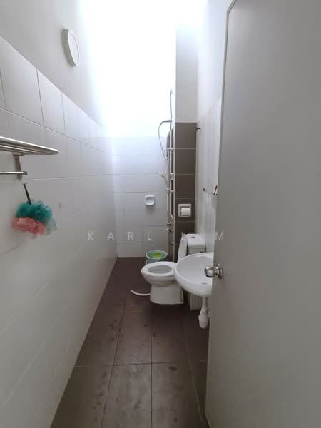 2-storey Terraced House for Sale in Setia Eco Gardens (Gelang Patah) - Karl Lim - Bathroom - PropertyGuru.com.my