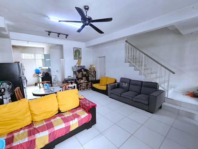 2-storey Terraced House for Sale in Setia Eco Gardens (Gelang Patah) - Karl Lim - Living Room - PropertyGuru.com.my