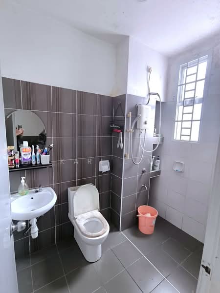 2-storey Terraced House for Sale in Setia Eco Gardens (Gelang Patah) - Karl Lim - Bathroom - PropertyGuru.com.my
