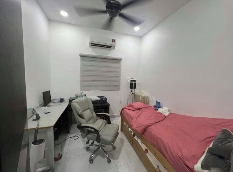 2-storey Terraced House for Sale in Skudai (Johor) - Junz Liew - Bedroom - PropertyGuru.com.my