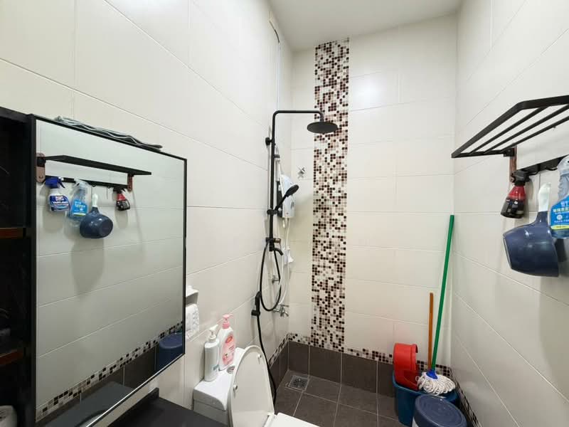 Cluster House for Sale in Bukit Indah (Iskandar Puteri (Nusajaya)) - Iden Tan - Bathroom - PropertyGuru.com.my