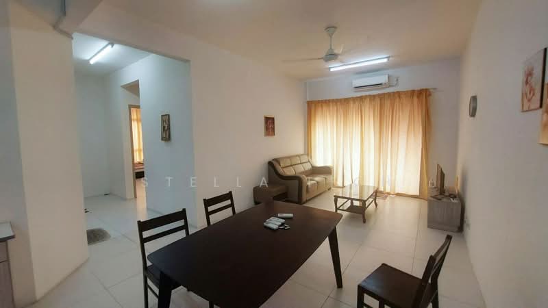 Treetops Residence untuk Untuk Dijual - RM 370,000, Apr 2026 - Living Room - PropertyGuru.com.my