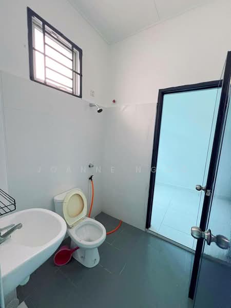 2-storey Terraced House for Rent in Kulai (Johor) - Joanne Ngoo - Bathroom - PropertyGuru.com.my