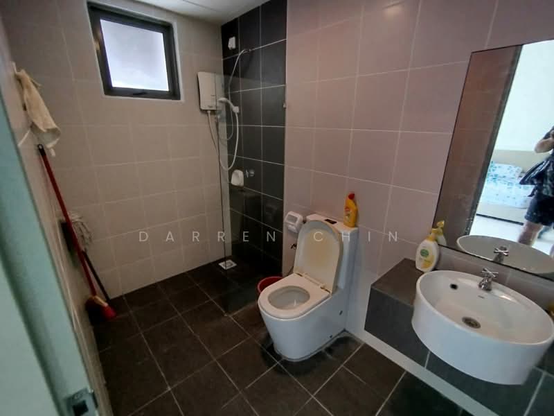 Service Residence for Sale at Evo Soho Suite - Darren Chin - Bathroom - PropertyGuru.com.my