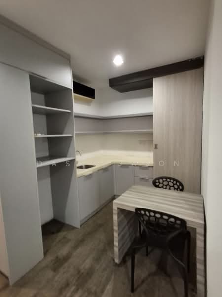 The Place @ Cyberjaya untuk Untuk Disewa - RM 1,200 /bulan, Apr 2026 - Kitchen - PropertyGuru.com.my