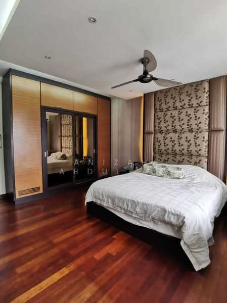 Everest Tower untuk Untuk Dijual - RM 1,500,000, Apr 2026 - Bedroom - PropertyGuru.com.my