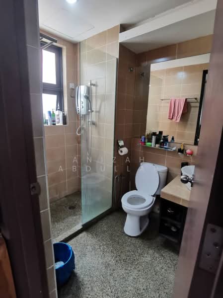 Everest Tower untuk Untuk Dijual - RM 1,500,000, Apr 2026 - Bathroom - PropertyGuru.com.my