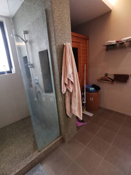 Everest Tower untuk Untuk Dijual - RM 1,500,000, Apr 2026 - Bathroom - PropertyGuru.com.my