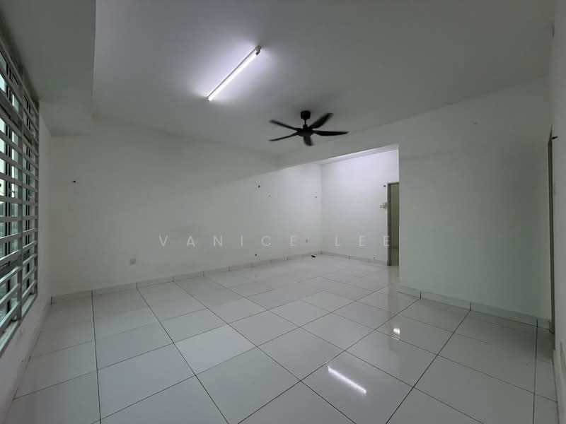 Lily @ Taman Bestari Indah untuk Untuk Dijual - RM 630,000, Apr 2026 - Living Room - PropertyGuru.com.my