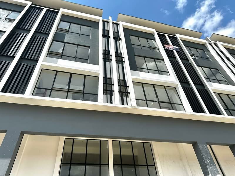 Shop / Office for Sale in Tebrau (Johor) - Freya Gan - Exterior - PropertyGuru.com.my