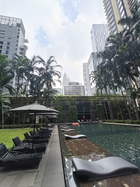 Service Residence for Sale at St Mary Residences - Jeff GH Lee - Swimming pool  - PropertyGuru.com.my