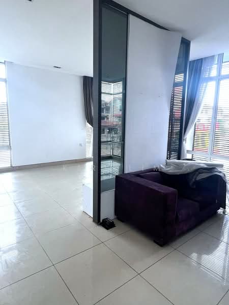 Rumah Banglo untuk Dijual di Taman Suria (Johor Bahru) - Karl Lim - Living Room - PropertyGuru.com.my