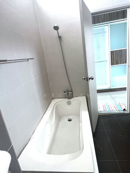 Rumah Banglo untuk Dijual di Taman Suria (Johor Bahru) - Karl Lim - Bathroom - PropertyGuru.com.my