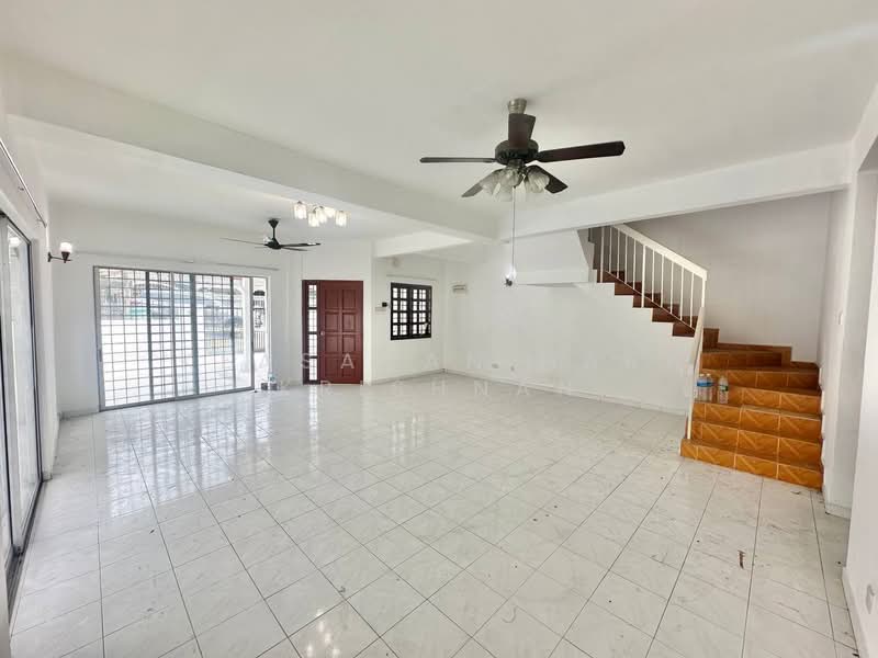 Taman Seri Taming untuk Untuk Dijual - RM 699,000, Apr 2026 - PropertyGuru.com.my