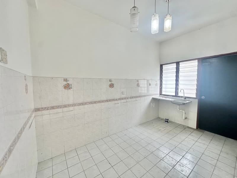 Taman Seri Taming untuk Untuk Dijual - RM 699,000, Apr 2026 - PropertyGuru.com.my