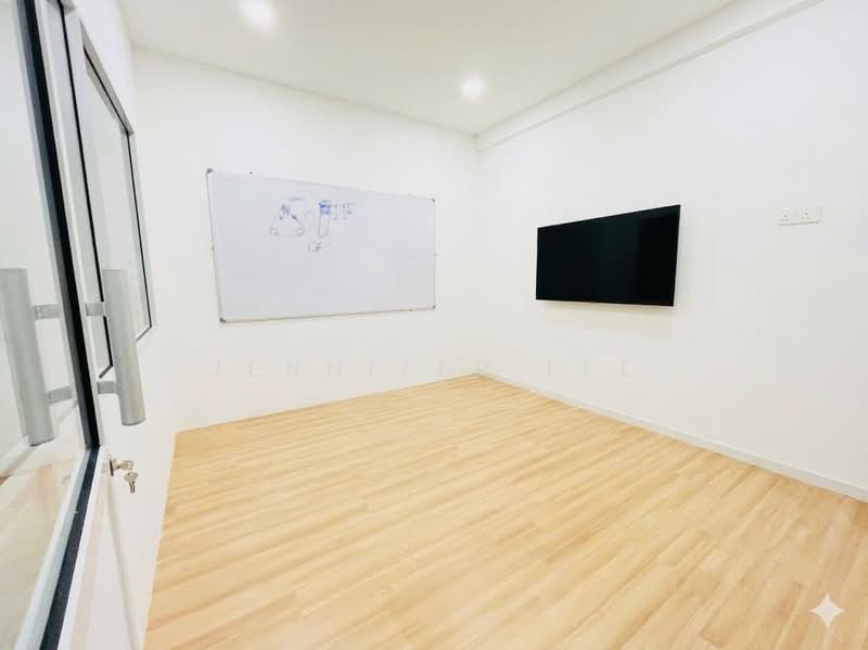 Shop for Rent in Bayan Baru (Penang) - Jennifer Lee - Interior - PropertyGuru.com.my