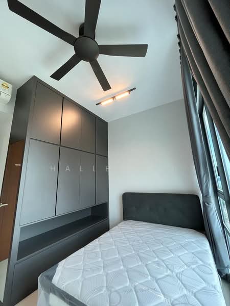 Queens Residences Q2 @ Queens Waterfront untuk Untuk Dijual - RM 1,100,000, Apr 2026 - Bedroom - PropertyGuru.com.my