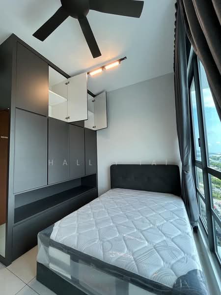 Queens Residences Q2 @ Queens Waterfront untuk Untuk Dijual - RM 1,100,000, Apr 2026 - Bedroom - PropertyGuru.com.my