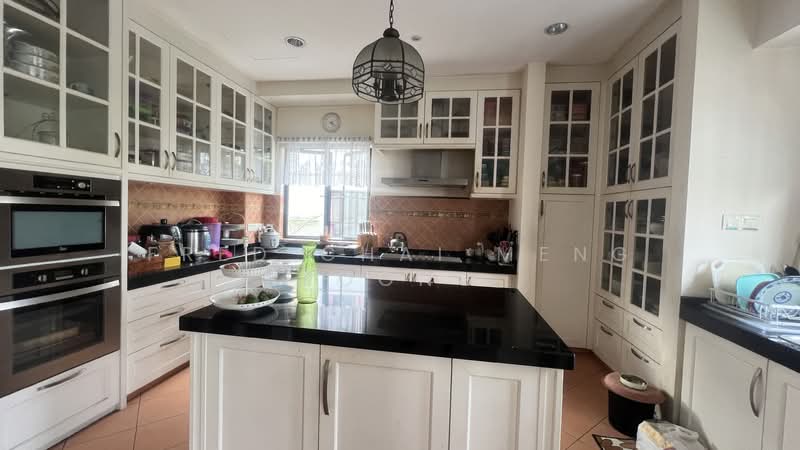 Saujana Villa untuk Untuk Dijual - RM 1,800,000, Apr 2026 - Kitchen - PropertyGuru.com.my