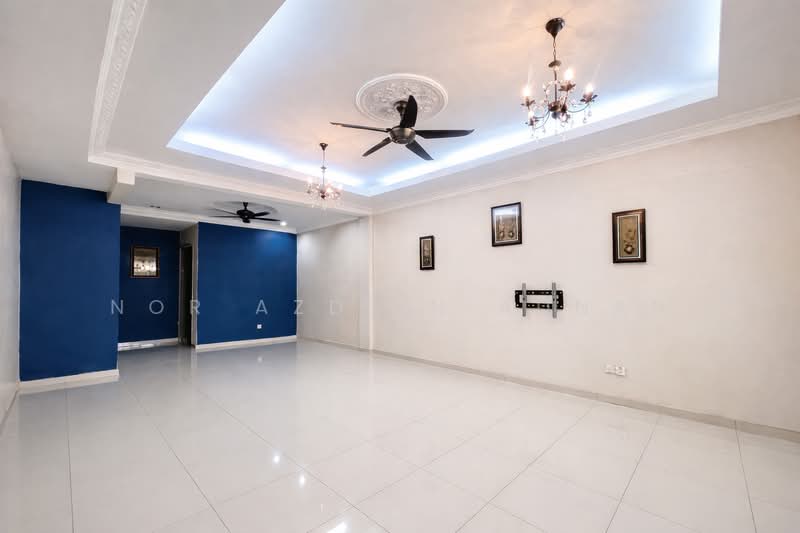 Fully Renovated Taman Bukit Ria Kajang untuk Untuk Dijual - RM 580,000, Apr 2026 - Living Room - PropertyGuru.com.my