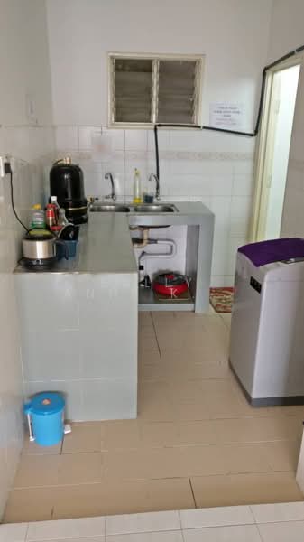 Flat for Rent at Sri Begonia - Sally Anne Khoo Siew bee - Kitchen - PropertyGuru.com.my
