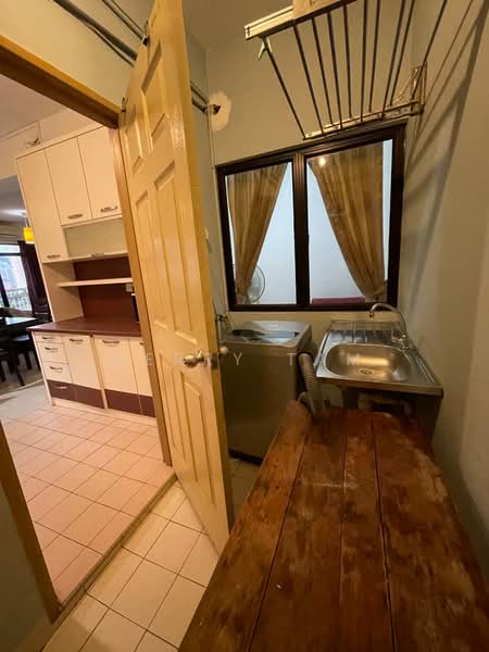 Pelangi Astana untuk Untuk Dijual - RM 425,000, Apr 2026 - Kitchen - PropertyGuru.com.my