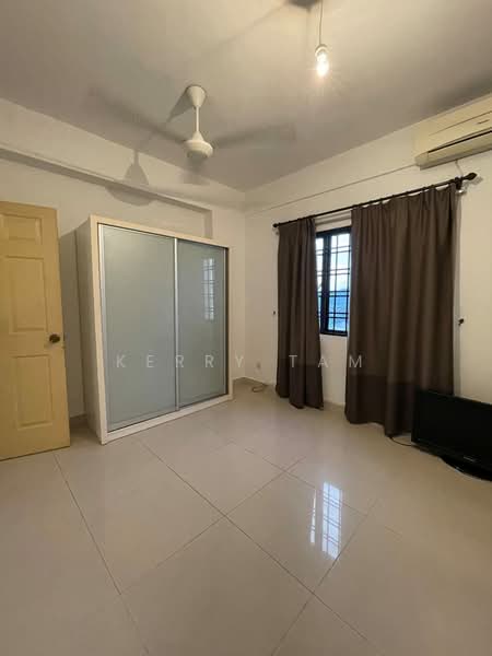 Pelangi Astana untuk Untuk Dijual - RM 425,000, Apr 2026 - Bedroom - PropertyGuru.com.my