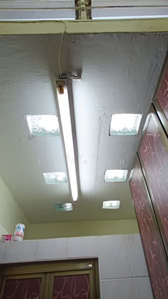 3-storey Terraced House for Sale in Taman Sri Sinar (Segambut) - Devan Tiarajah - Kitchen with skylight - PropertyGuru.com.my