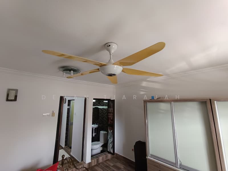 3-storey Terraced House for Sale in Taman Sri Sinar (Segambut) - Devan Tiarajah - Room - PropertyGuru.com.my