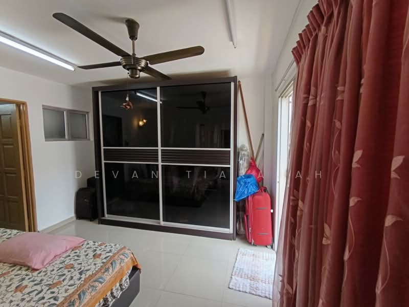 3-storey Terraced House for Sale in Taman Sri Sinar (Segambut) - Devan Tiarajah - Bedroom - PropertyGuru.com.my