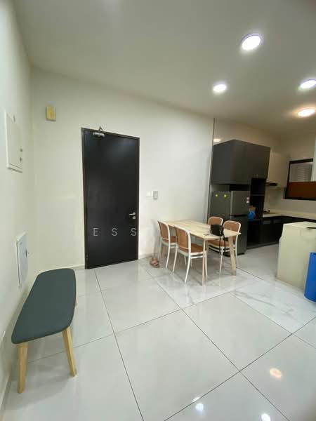 Condominium for Rent at Bay Point @ Country Garden Danga Bay - Jessy Koh - Kitchen - PropertyGuru.com.my