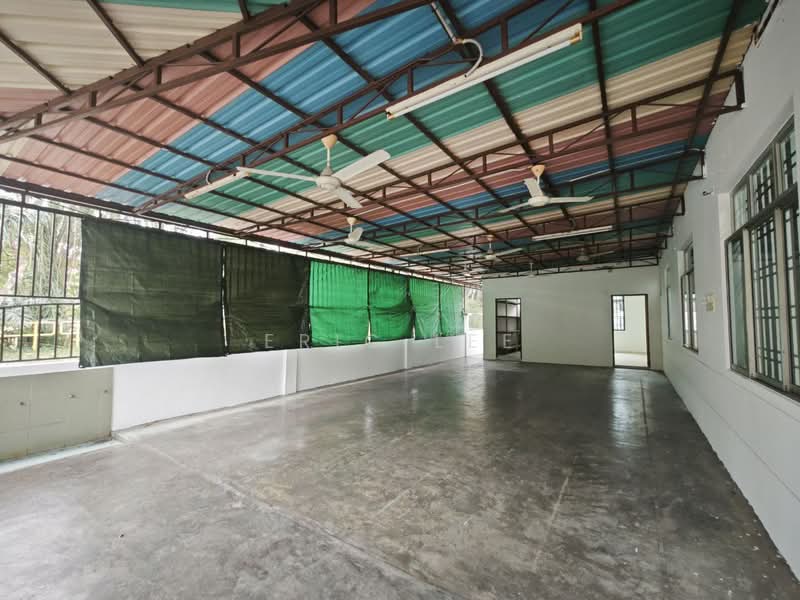 1-storey Terraced House for Sale in Taman Bestari Indah (Ulu Tiram) - Eric Lee - Interior - PropertyGuru.com.my