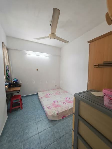 Apartment for Sale at Nipah Emas - Albeena Law - Bedroom - PropertyGuru.com.my