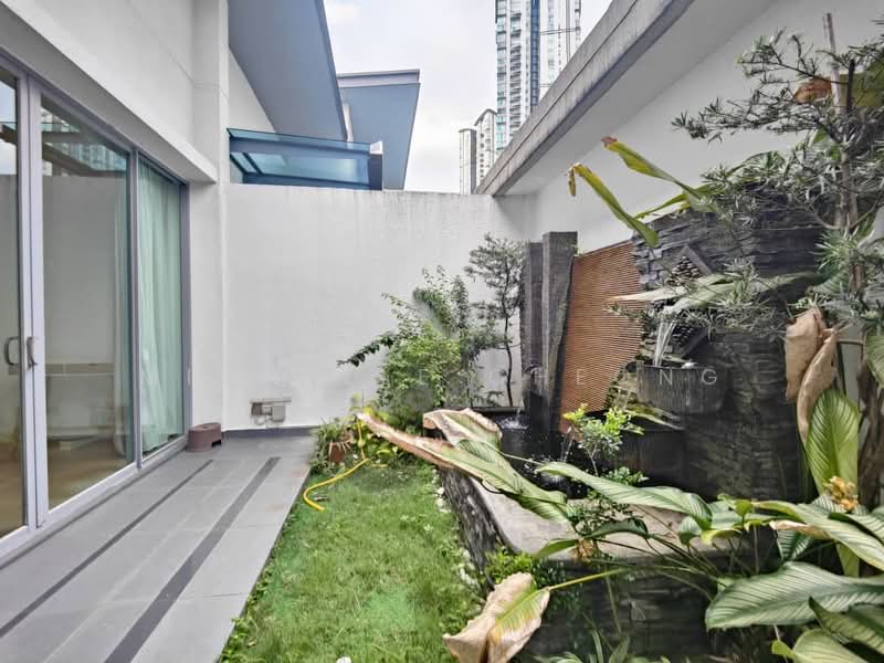 Kondominium untuk Dijual di Kiaramas Danai - Michelle Cheong - Exterior - PropertyGuru.com.my
