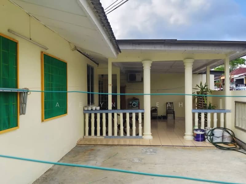 1-storey Terraced House for Sale in Bandar Kinrara Seksyen 1 (Bandar Kinrara) - Avelyn Cheah - Exterior - PropertyGuru.com.my