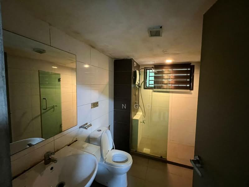 Apartment for Rent at Seri Mutiara Apartment - SY Ngo - Bathroom - PropertyGuru.com.my