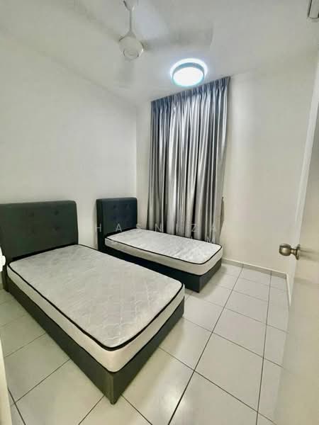 Rumah Teres untuk Disewa di Eco Grandeur (Puncak Alam) - Hasniza Ibrahim - Bedroom - PropertyGuru.com.my