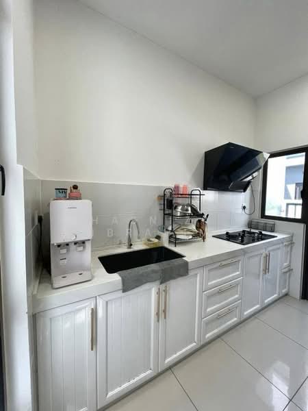 Rumah Teres untuk Disewa di Eco Grandeur (Puncak Alam) - Hasniza Ibrahim - Kitchen - PropertyGuru.com.my