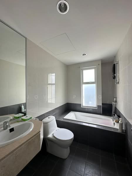 Birch Regency @ Penang Times Square untuk Untuk Disewa - RM 2,200 /bulan, Apr 2026 - Bathroom - PropertyGuru.com.my