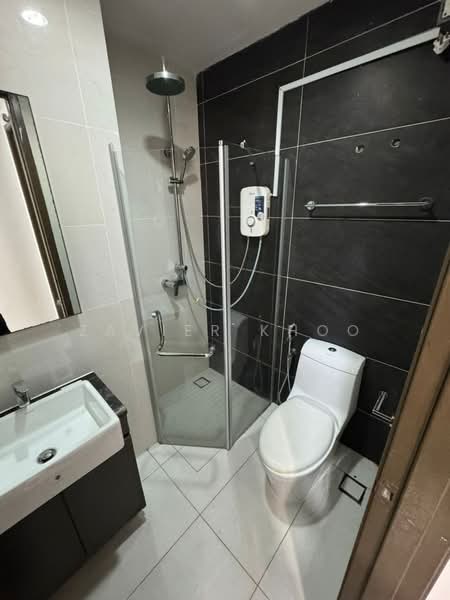 Condominium for Rent at Amberside @ Country Garden Danga Bay - ZAVIER KHOO - Bathroom - PropertyGuru.com.my