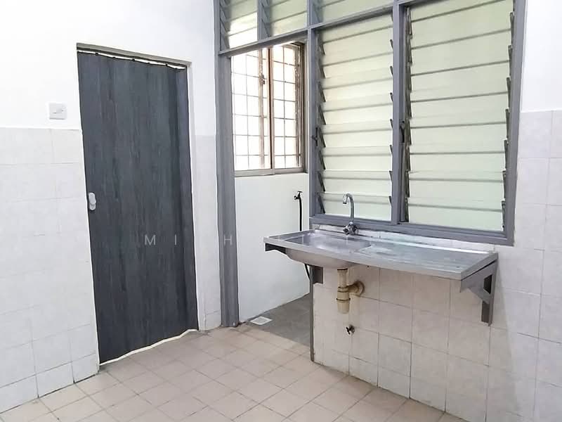 Orchid @ Anggerik - 2