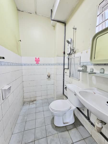 Taman Wawasan untuk Untuk Dijual - RM 750,000, Apr 2026 - Bathroom - PropertyGuru.com.my