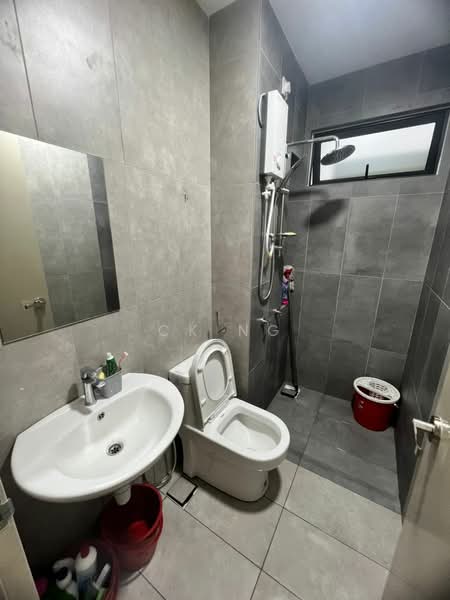 Service Residence for Sale at The Harmony - CK Ng - Bathroom - PropertyGuru.com.my