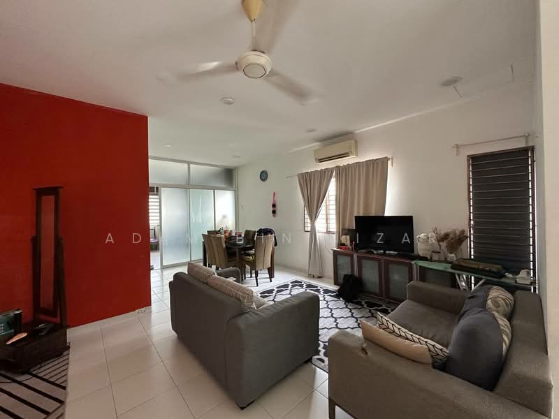 Townhouse for Sale in Taman Putra Perdana (Puchong) - Adam Bin Nizar - Living Room - PropertyGuru.com.my