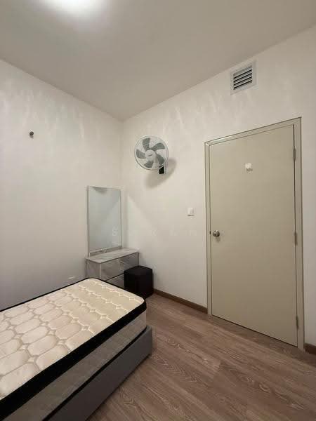 Kediaman Servis untuk Disewa di MIRAI Residences - Sarah Chee - Bedroom - PropertyGuru.com.my