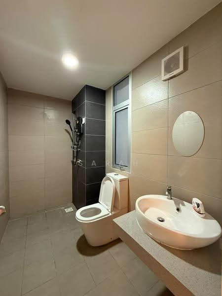Kediaman Servis untuk Disewa di MIRAI Residences - Sarah Chee - Bathroom - PropertyGuru.com.my